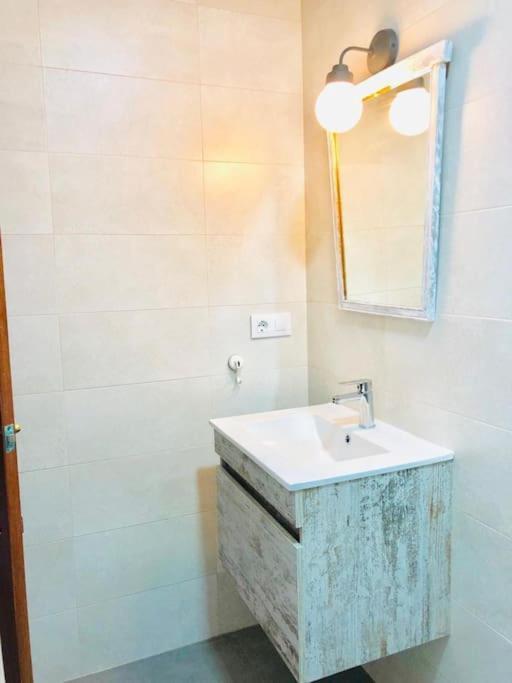 Resplandeciente Apto Cerca De La Playa En By Batuecas Apartament Isla Cristina